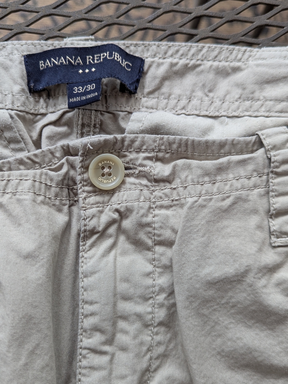 Banana Republic Men's Light Gray Casual Pants